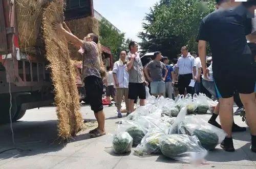 陕西跳舞吃瓜事件,网络热议背后的文化现象探讨