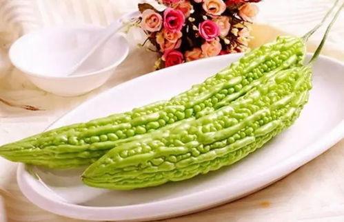 夏季吃三瓜指哪三瓜,西瓜、黄瓜、苦瓜的清凉之旅