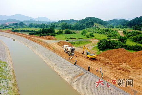 江西水利吃瓜,吃瓜群众见证水利发展新篇章