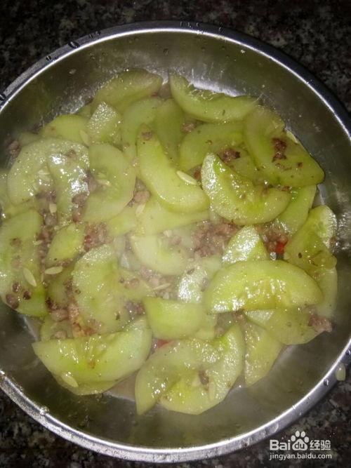 白白的瓜 炒着吃的,白瓜炒制，清爽一夏