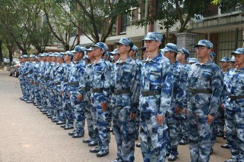 511吃瓜军训,揭秘军营生活，体验青春蜕变